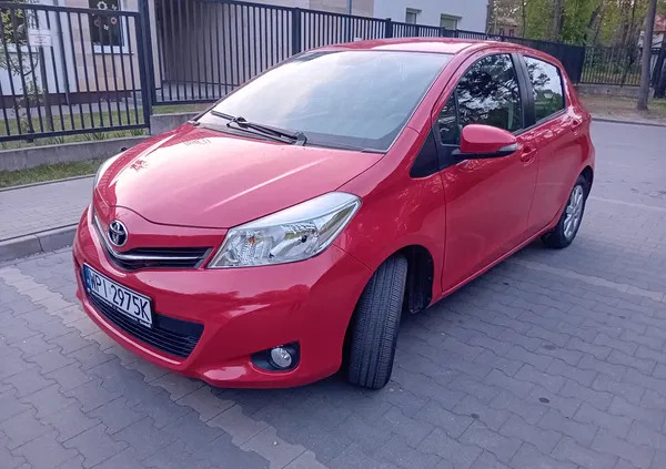 toyota yaris Toyota Yaris cena 27900 przebieg: 112700, rok produkcji 2014 z Piaseczno